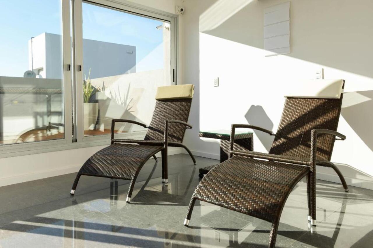 Merit Montevideo Apart & Suites Exterior photo